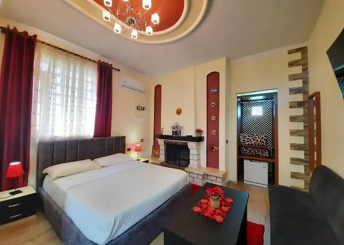 53 Oda ve Kahvaltı 3*